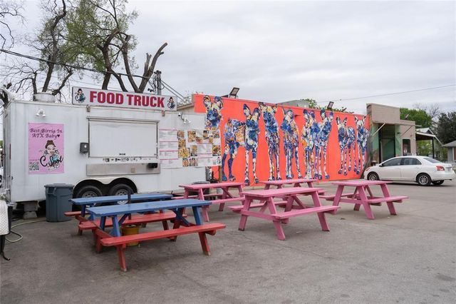 97 Anthony ST C, Austin, TX 78702