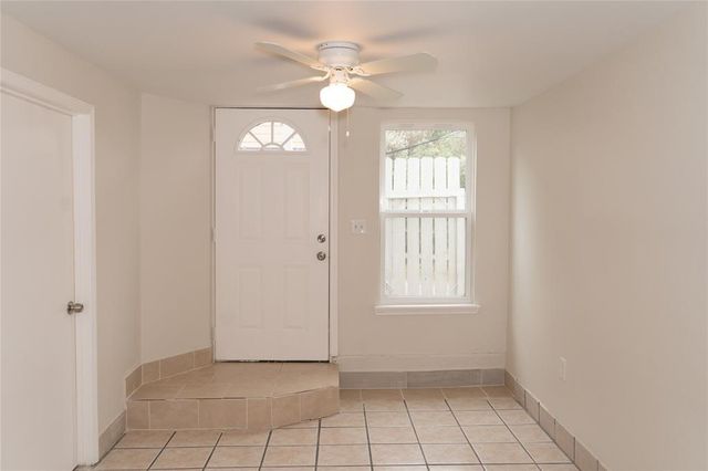 97 Anthony ST C, Austin, TX 78702