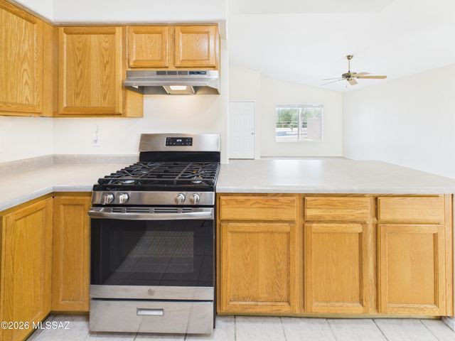 5421 W White Dove Road, Marana, AZ 85658