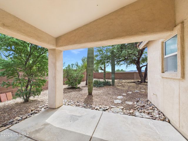 5421 W White Dove Road, Marana, AZ 85658