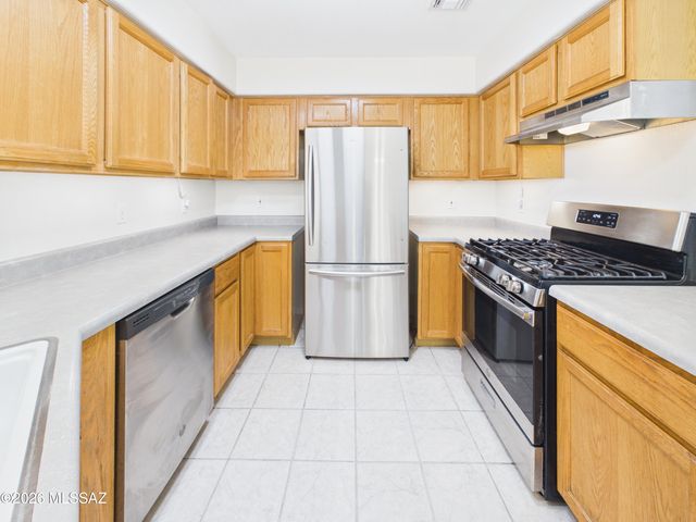 5421 W White Dove Road, Marana, AZ 85658