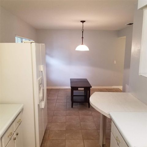 6717 MORNAY, Tampa, FL 33615