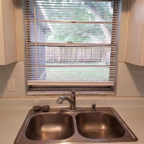 6717 MORNAY, Tampa, FL 33615