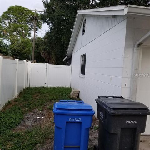 6717 MORNAY, Tampa, FL 33615