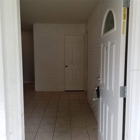 6717 MORNAY, Tampa, FL 33615