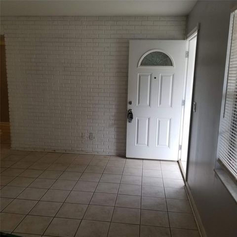 6717 MORNAY, Tampa, FL 33615