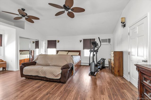 303 Oak Street, South Hempstead, NY 11550