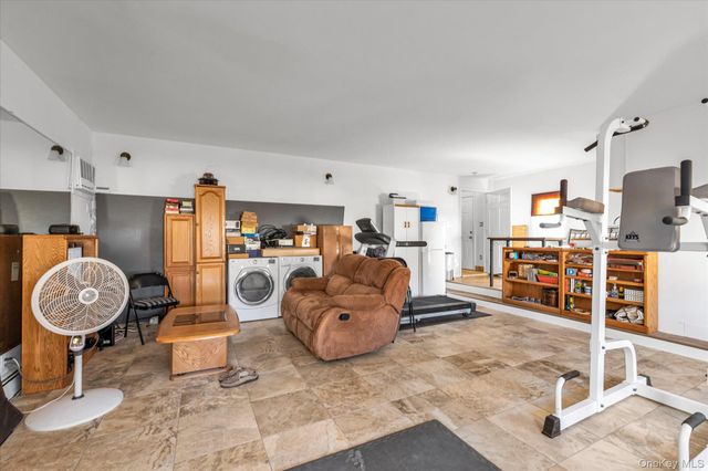 303 Oak Street, South Hempstead, NY 11550