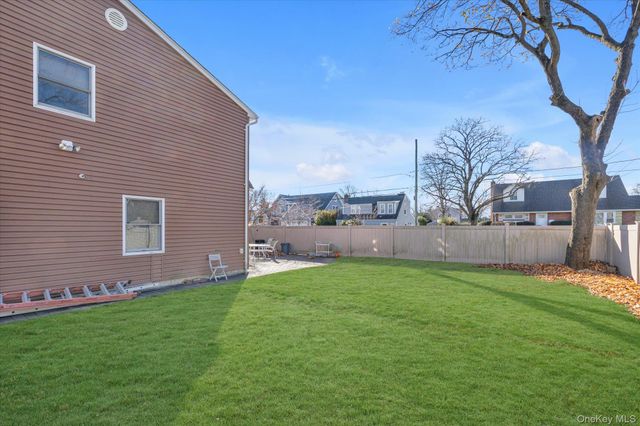 303 Oak Street, South Hempstead, NY 11550