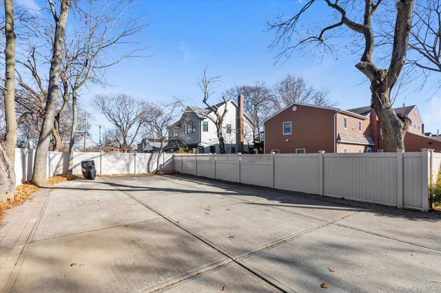303 Oak Street, South Hempstead, NY 11550
