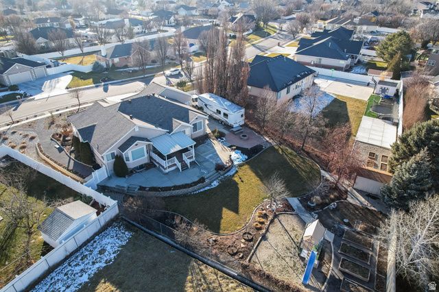 1388 W PALMER PARK LN, South Jordan, UT 84095