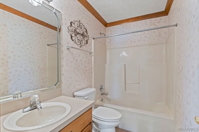 1715 PEBBLE CREEK Drive, Prattville, AL 36066