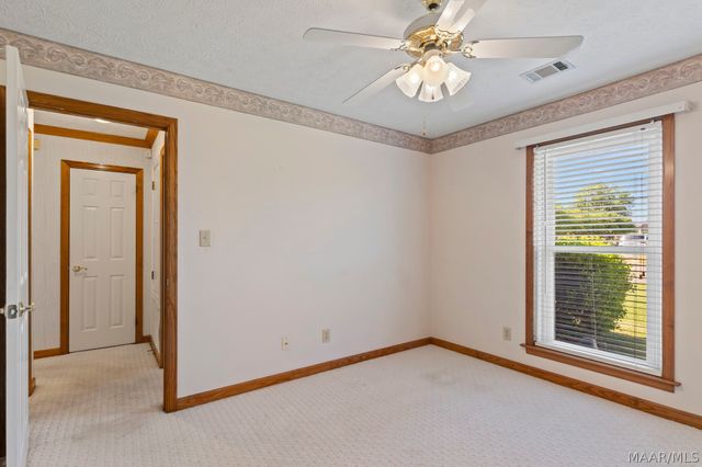 1715 PEBBLE CREEK Drive, Prattville, AL 36066