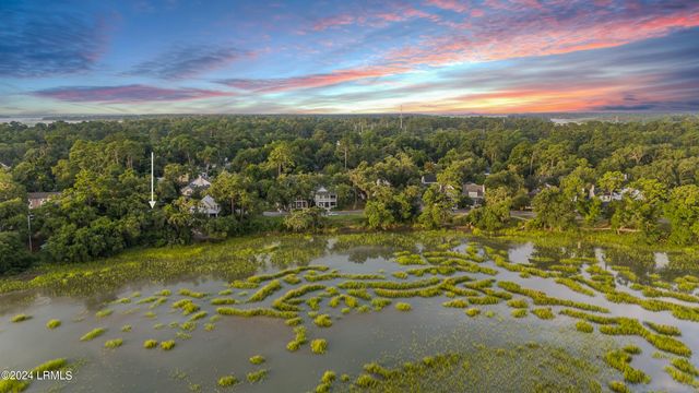 2 Creeks End Lane, Beaufort, SC 29902