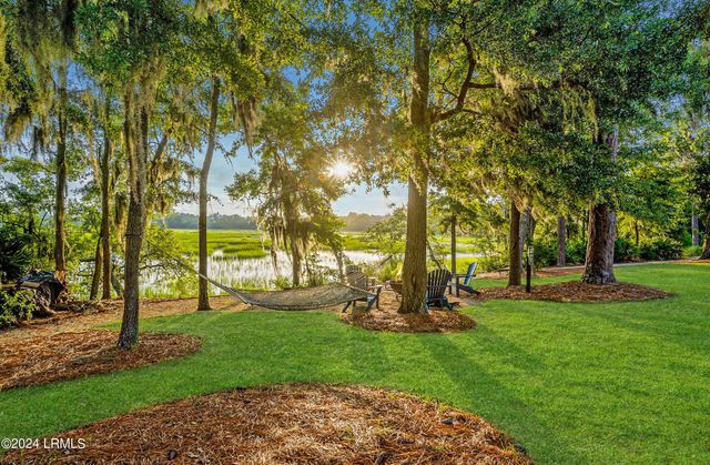 2 Creeks End Lane, Beaufort, SC 29902