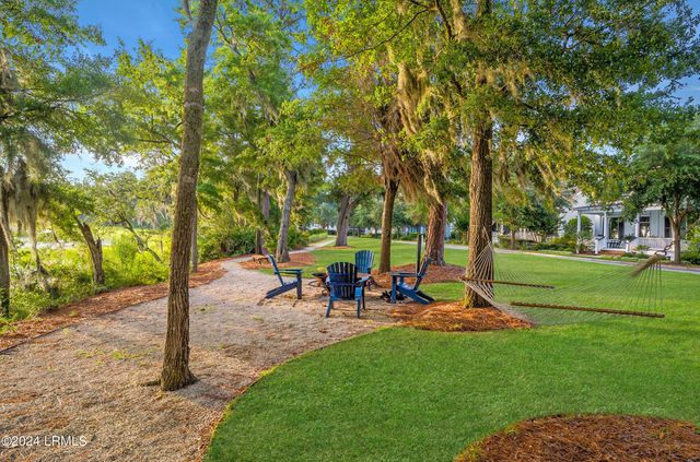 2 Creeks End Lane, Beaufort, SC 29902