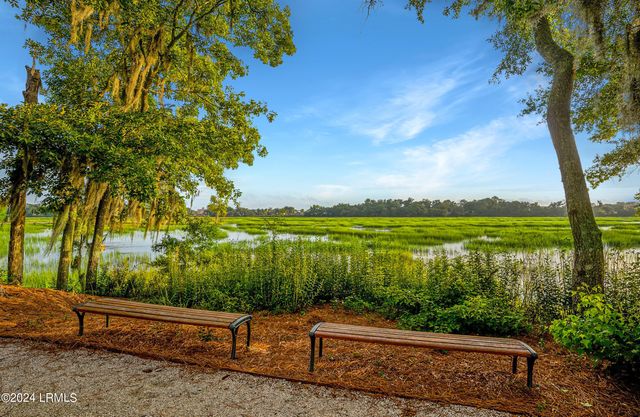 2 Creeks End Lane, Beaufort, SC 29902