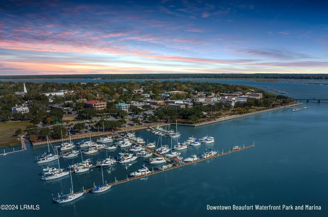 2 Creeks End Lane, Beaufort, SC 29902