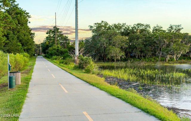 2 Creeks End Lane, Beaufort, SC 29902