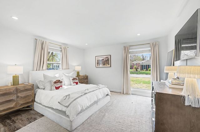 900 Neuhoff Ln, Nashville, TN 37205