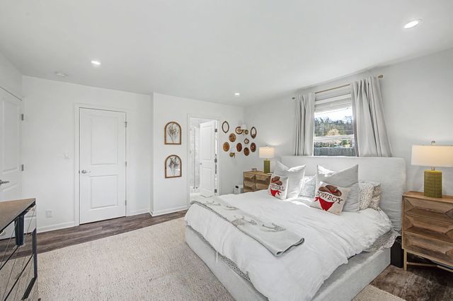 900 Neuhoff Ln, Nashville, TN 37205