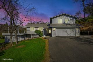 9961 Quail Hill Dr, Newcastle, CA 95658