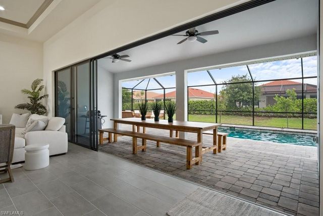 2825 49th TER, Cape Coral, FL 33914