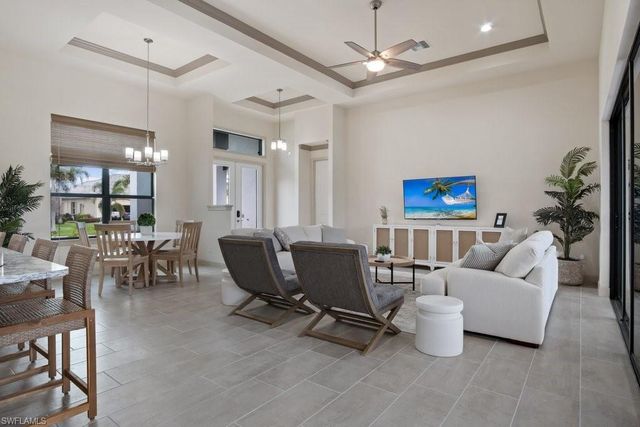 2825 49th TER, Cape Coral, FL 33914
