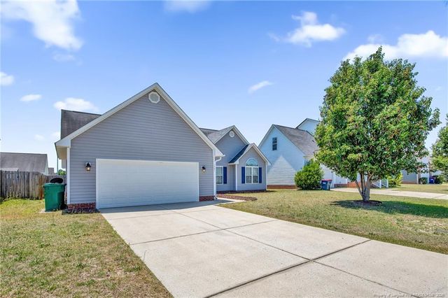 1421 Avoncroft Drive, Fayetteville, NC 28306