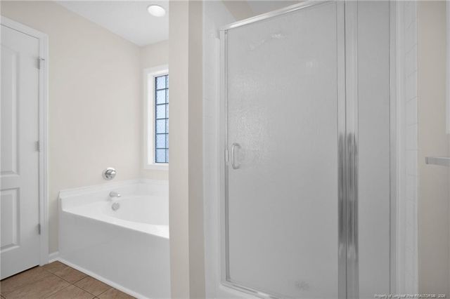 1421 Avoncroft Drive, Fayetteville, NC 28306