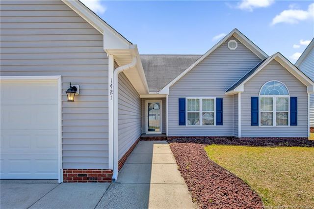 1421 Avoncroft Drive, Fayetteville, NC 28306