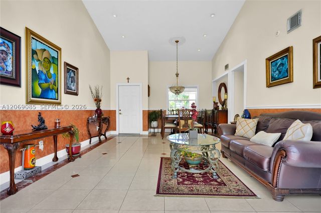15905 SW 83rd Ter, Miami, FL 33193