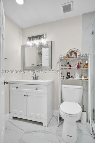 15905 SW 83rd Ter, Miami, FL 33193