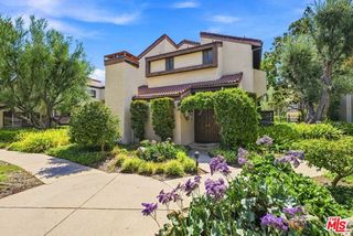 21801 Burbank Boulevard 83, Los Angeles, CA 91367