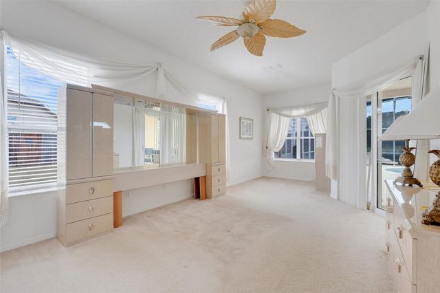 458 BLOOMINGDALE DRIVE, Davenport, FL 33837