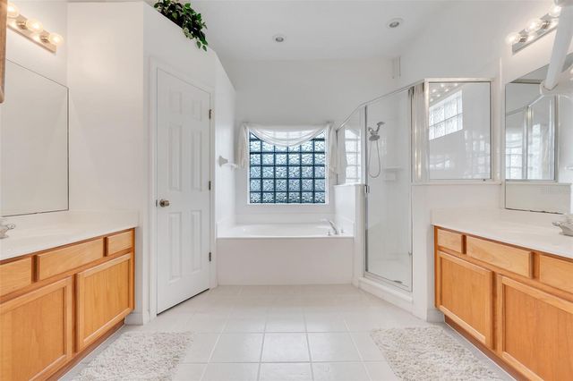 458 BLOOMINGDALE DRIVE, Davenport, FL 33837