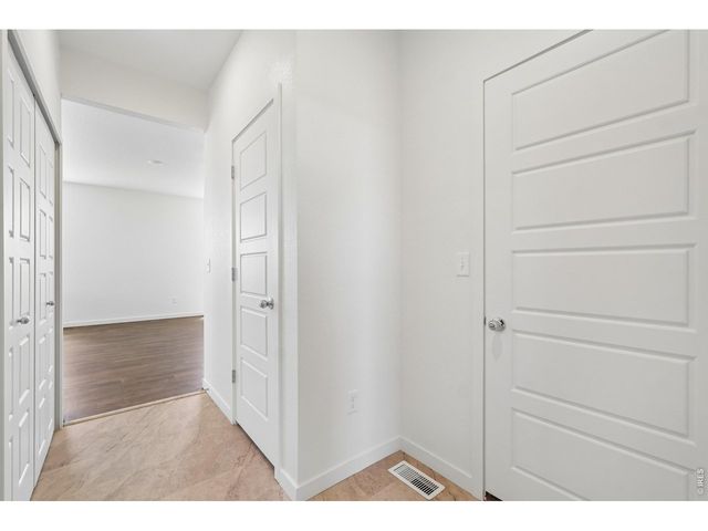 230 Buckboard Dr, Hudson, CO 80642