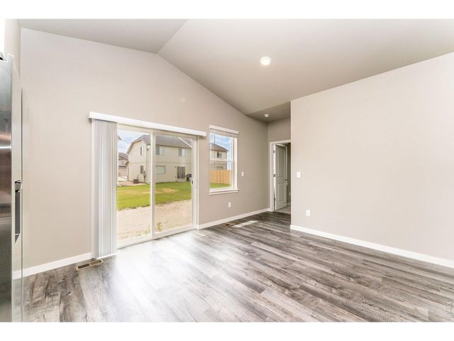 230 Buckboard Dr, Hudson, CO 80642