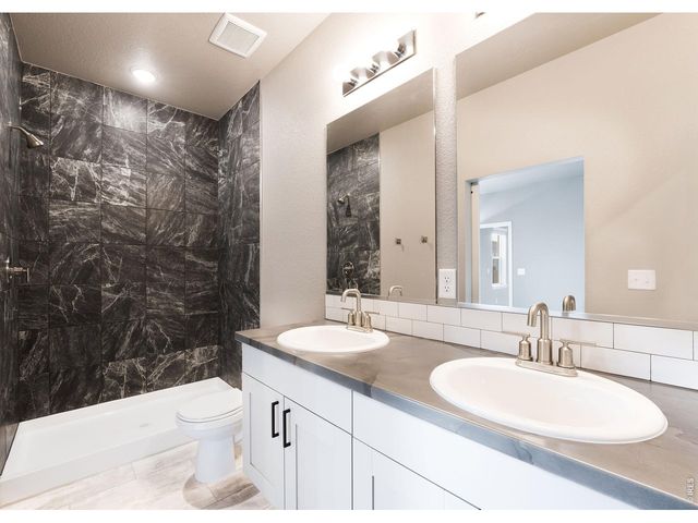 230 Buckboard Dr, Hudson, CO 80642