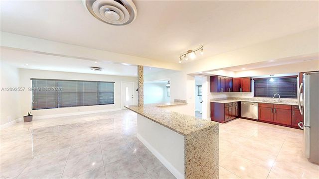650 E Evanston Circle, Fort Lauderdale, FL 33312