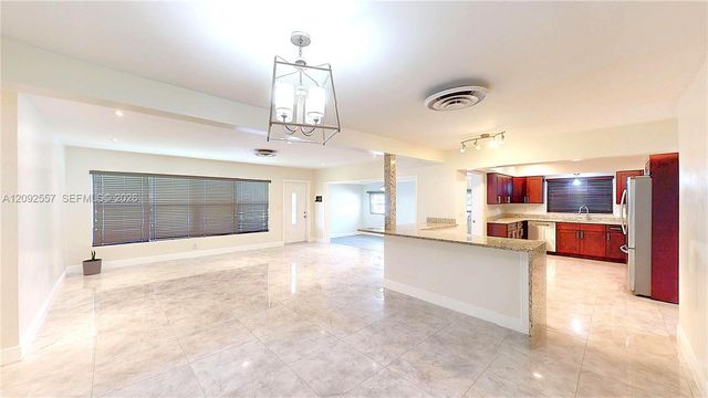650 E Evanston Circle, Fort Lauderdale, FL 33312