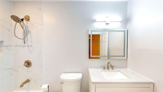 650 E Evanston Circle, Fort Lauderdale, FL 33312