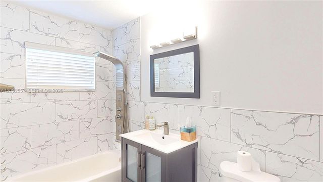 650 E Evanston Circle, Fort Lauderdale, FL 33312