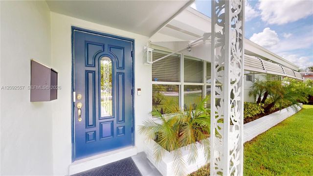 650 E Evanston Circle, Fort Lauderdale, FL 33312