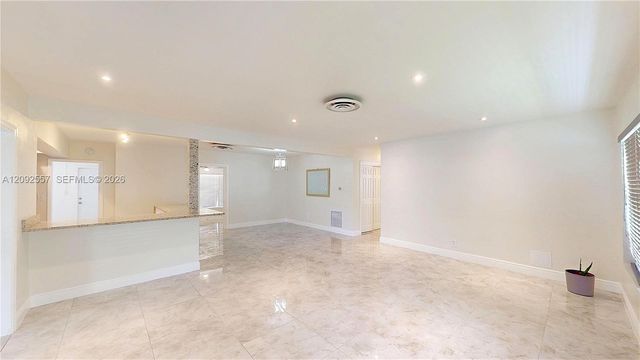 650 E Evanston Circle, Fort Lauderdale, FL 33312