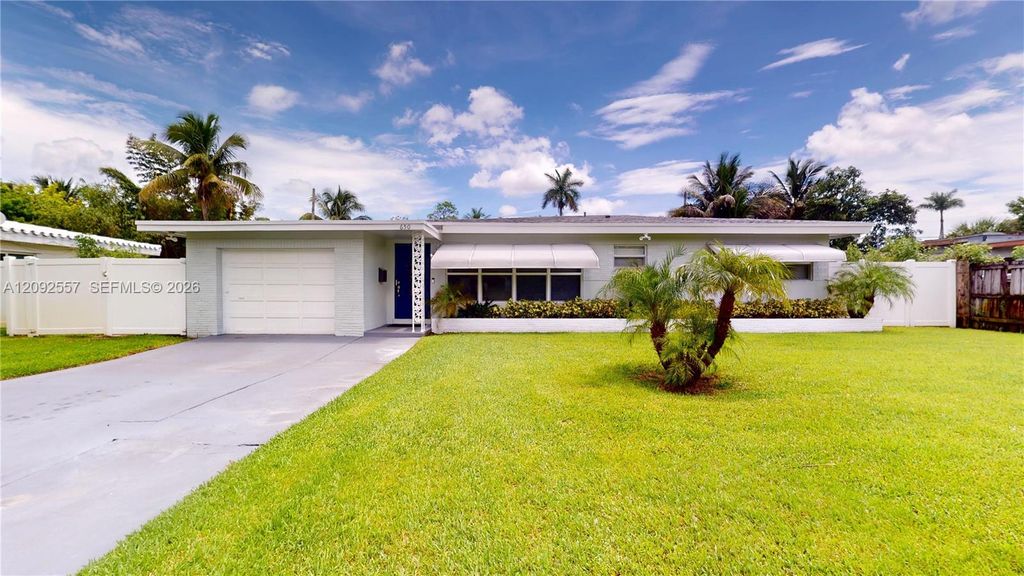 650 E Evanston Circle, Fort Lauderdale, FL 33312