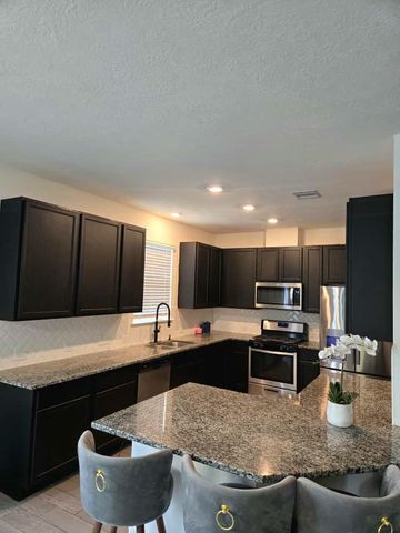 6035 Diamond Sky Lane, Houston, TX 77048