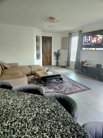 6035 Diamond Sky Lane, Houston, TX 77048