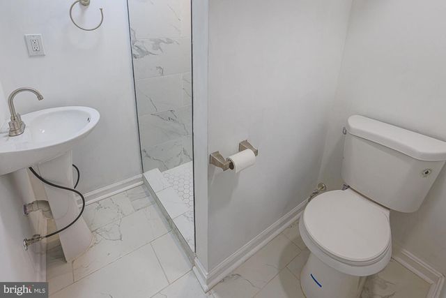 3635 LYNDALE AVE, Baltimore, MD 21213