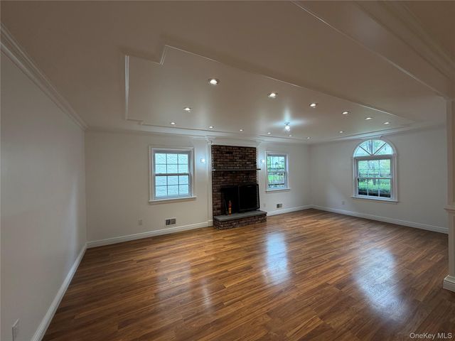 48 Somerset Drive, Suffern, NY 10901